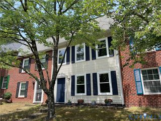 911 Grayfox Cir, Richmond, VA 23223