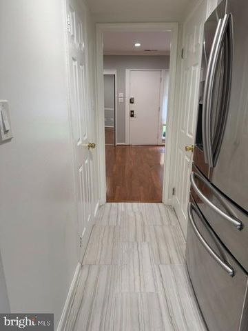 4406 FOREST GLEN CT, Annandale, VA 22003