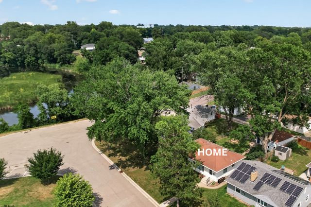 45 21st Avenue N, Hopkins, MN 55343