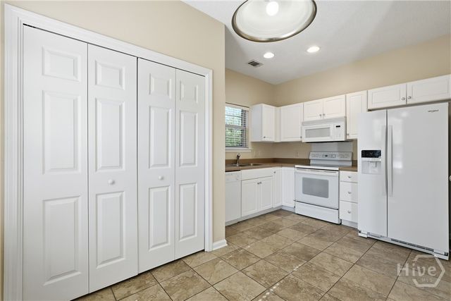 204 Foxbury Square, Pooler, GA 31322