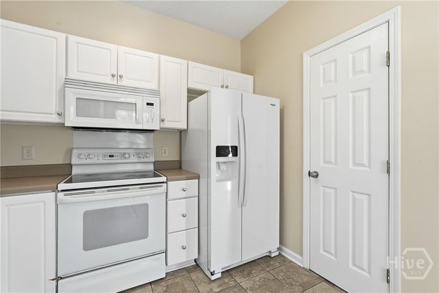 204 Foxbury Square, Pooler, GA 31322