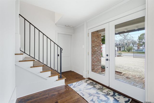 2424 Broussard St, Baton Rouge, LA 70808