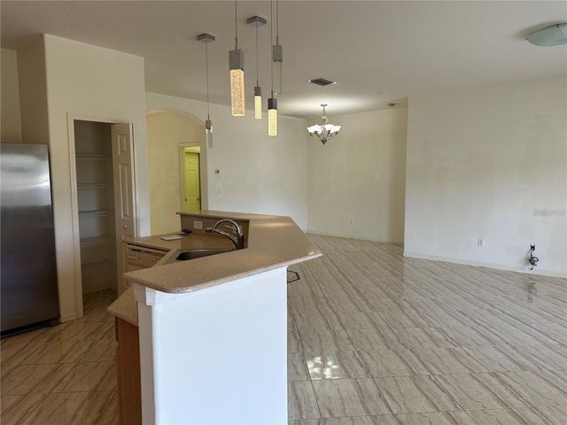 903 COADE STONE DRIVE, Seffner, FL 33584
