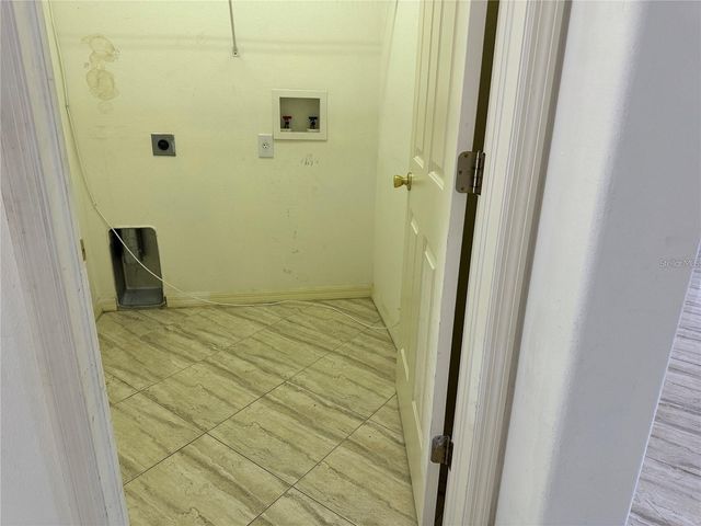 903 COADE STONE DRIVE, Seffner, FL 33584