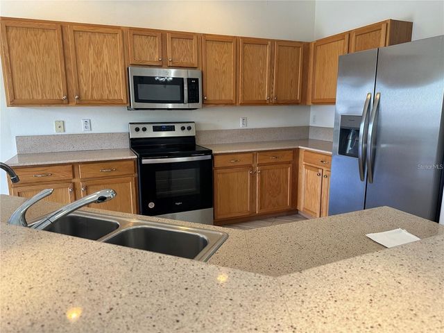 903 COADE STONE DRIVE, Seffner, FL 33584