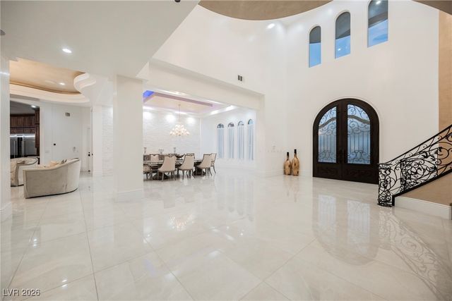 1721 South Tioga Way, Las Vegas, NV 89117