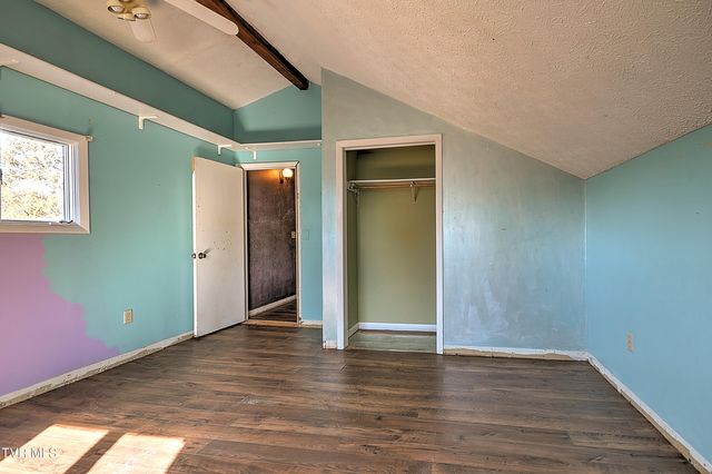 211 Sunny Hill Court, Fall Branch, TN 37656