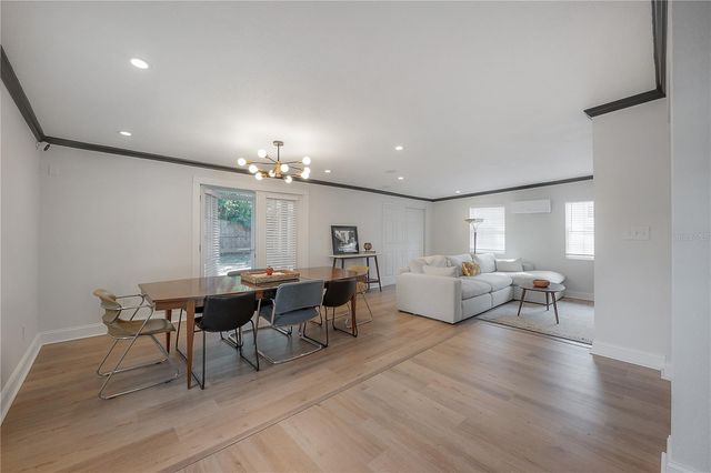 8907 N DEXTER AVENUE, Tampa, FL 33604