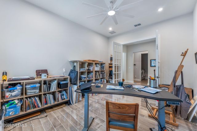 295 PALOMAR Drive, St. Johns, FL 32259