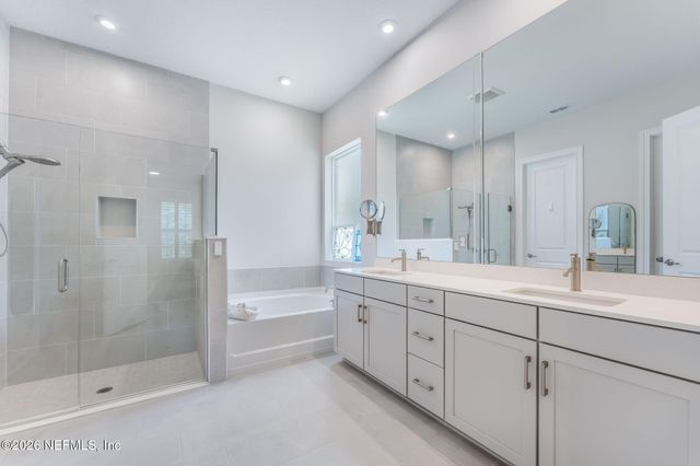 295 PALOMAR Drive, St. Johns, FL 32259