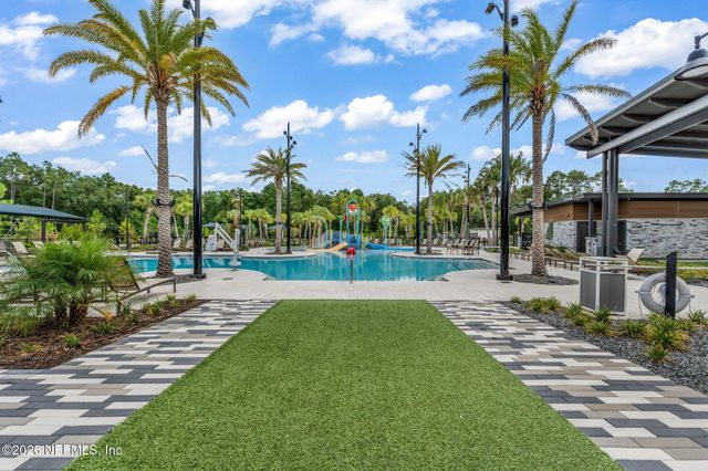295 PALOMAR Drive, St. Johns, FL 32259