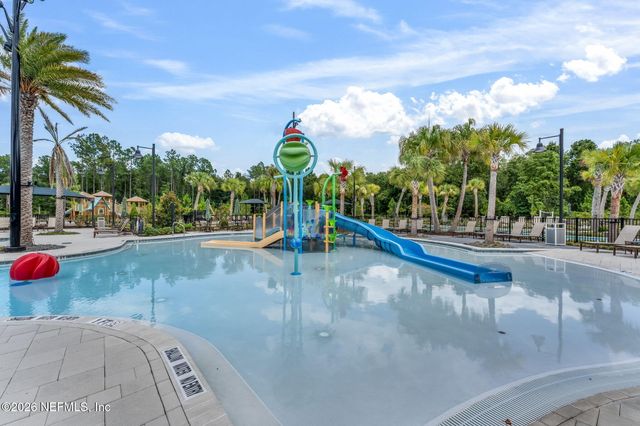 295 PALOMAR Drive, St. Johns, FL 32259