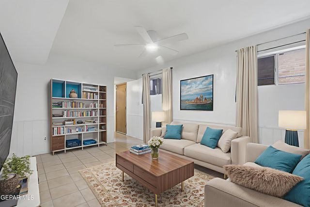 2704 MCKINLEY Avenue, El Paso, TX 79930