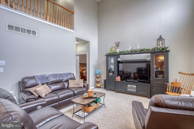 52 EIGER CT, Dover, DE 19904