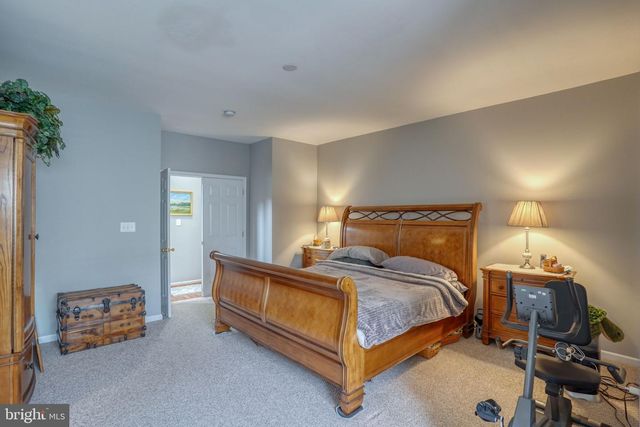 52 EIGER CT, Dover, DE 19904