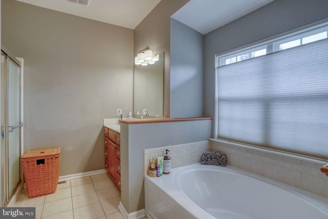 52 EIGER CT, Dover, DE 19904