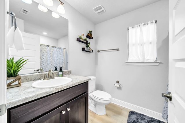 125 Ridgeway Circle, Crestview, FL 32536