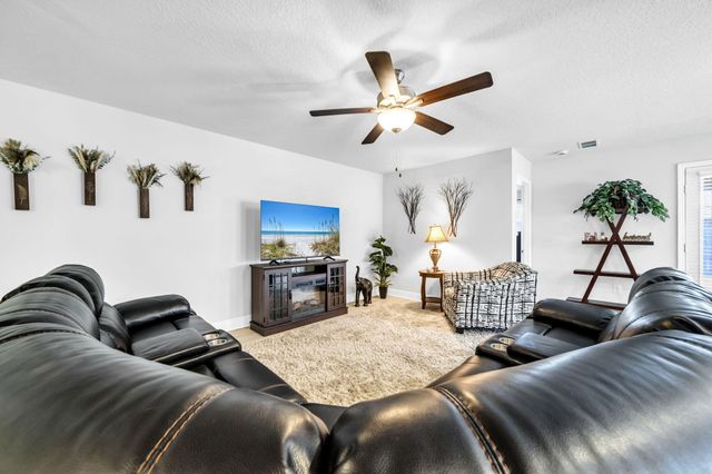 125 Ridgeway Circle, Crestview, FL 32536