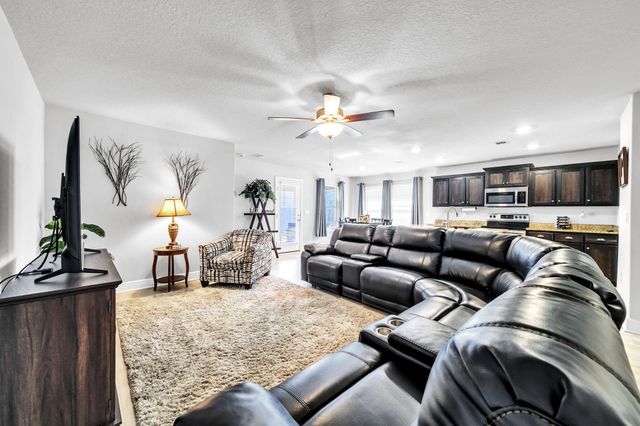 125 Ridgeway Circle, Crestview, FL 32536