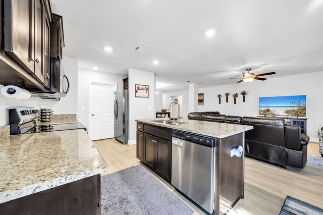 125 Ridgeway Circle, Crestview, FL 32536