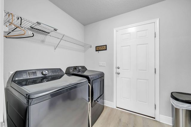 125 Ridgeway Circle, Crestview, FL 32536