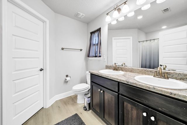 125 Ridgeway Circle, Crestview, FL 32536