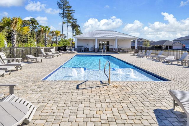 125 Ridgeway Circle, Crestview, FL 32536