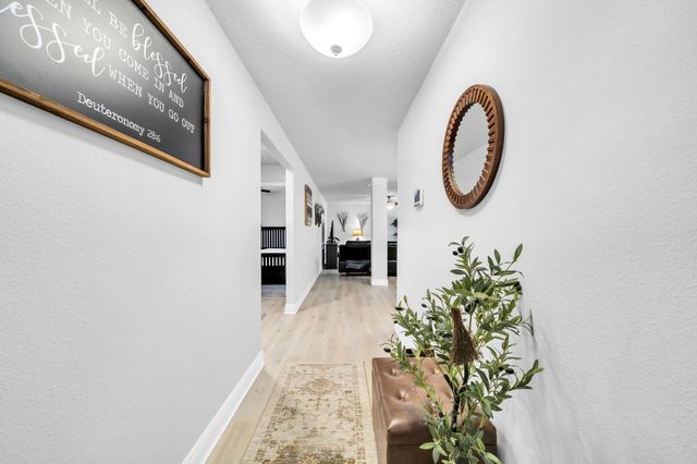 125 Ridgeway Circle, Crestview, FL 32536