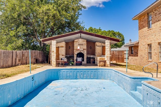 6009 Equestrian Boulevard, San Angelo, TX 76904