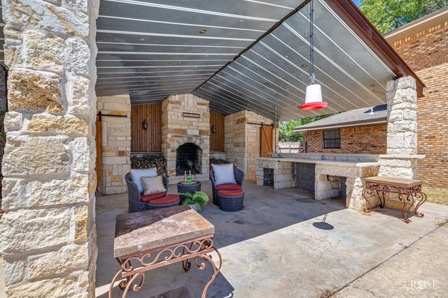 6009 Equestrian Boulevard, San Angelo, TX 76904
