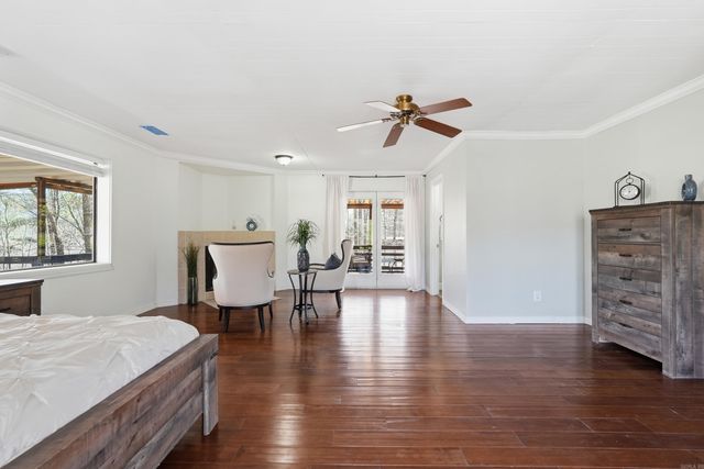 240 Pine Knot Road, Fairfield Bay, AR 72088