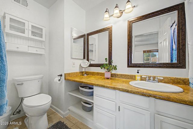 5539 W GARDEN Drive, Glendale, AZ 85304