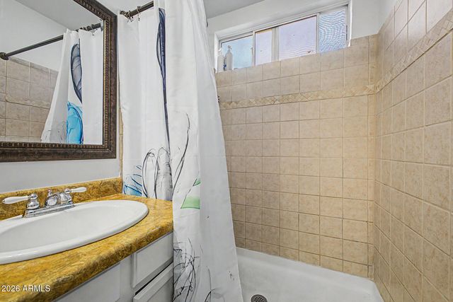 5539 W GARDEN Drive, Glendale, AZ 85304