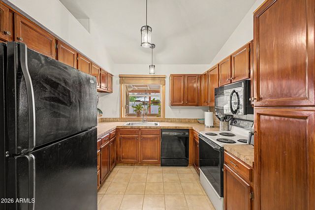 5539 W GARDEN Drive, Glendale, AZ 85304