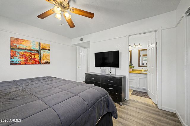 5539 W GARDEN Drive, Glendale, AZ 85304