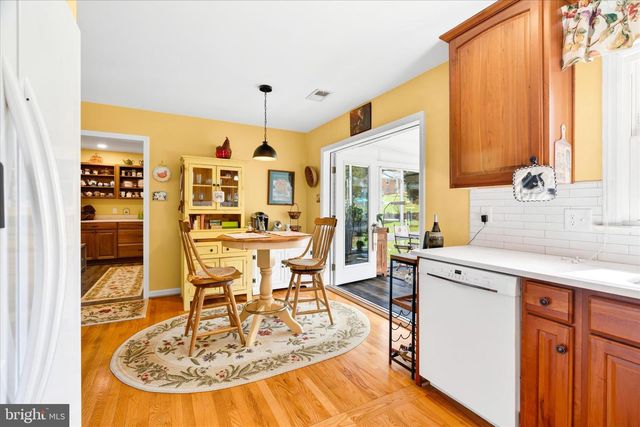 2 LOMBARDY DR, Middletown, MD 21769