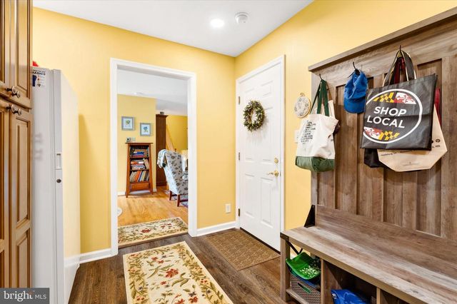 2 LOMBARDY DR, Middletown, MD 21769