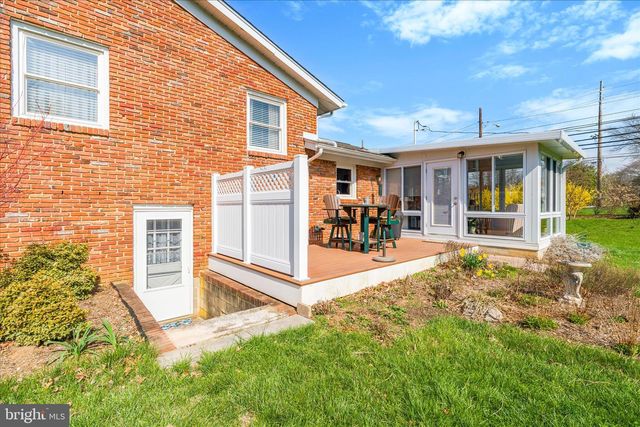 2 LOMBARDY DR, Middletown, MD 21769