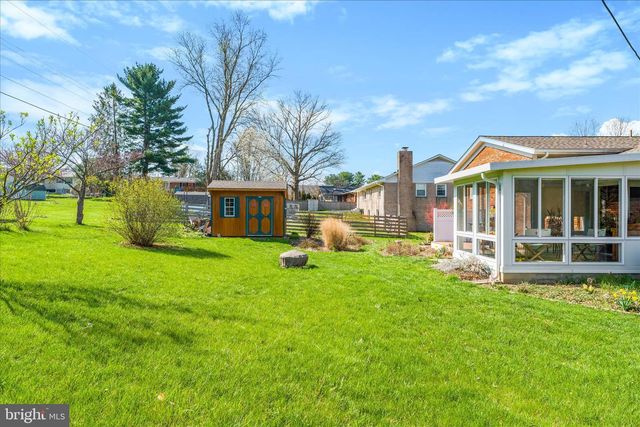 2 LOMBARDY DR, Middletown, MD 21769