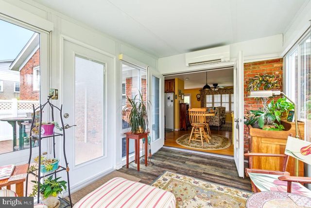 2 LOMBARDY DR, Middletown, MD 21769