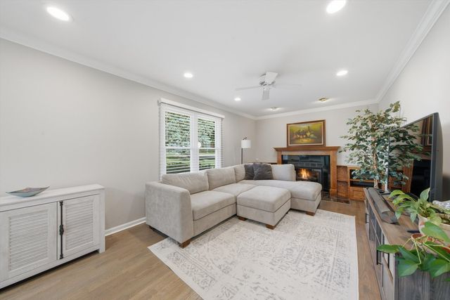 701 BAYBERRY Drive, Bartlett, IL 60103