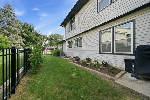 701 BAYBERRY Drive, Bartlett, IL 60103