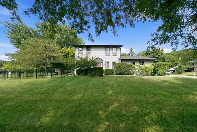 701 BAYBERRY Drive, Bartlett, IL 60103