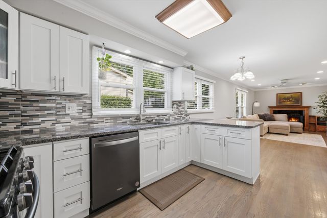 701 BAYBERRY Drive, Bartlett, IL 60103