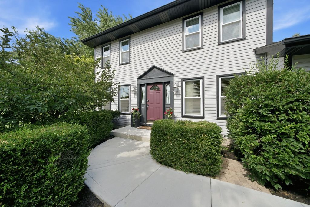 701 BAYBERRY Drive, Bartlett, IL 60103
