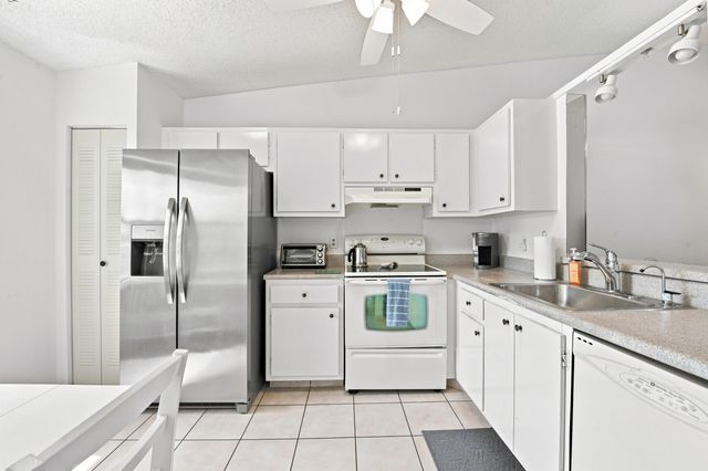 18829 Argosy Drive B, Boca Raton, FL 33496