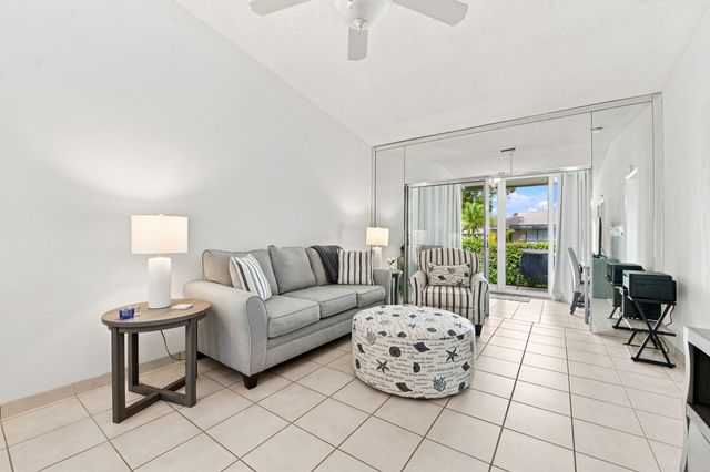 18829 Argosy Drive B, Boca Raton, FL 33496