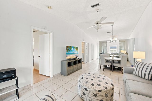 18829 Argosy Drive B, Boca Raton, FL 33496