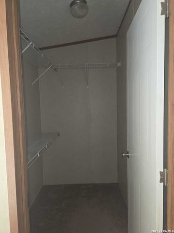 311 E Frio St, Dilley, TX 78017