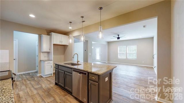 8550 River Ridge Drive, Charlotte, NC 28213